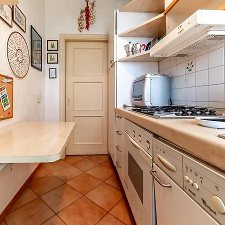 D&r - Metro Re Di Apartment Rome
